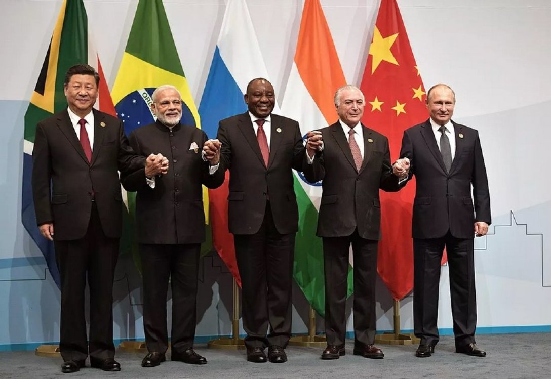 В группе стран BRICS главным все же является Китай и его решения, а не инициативы РФ или другой страны, говорят эксперты